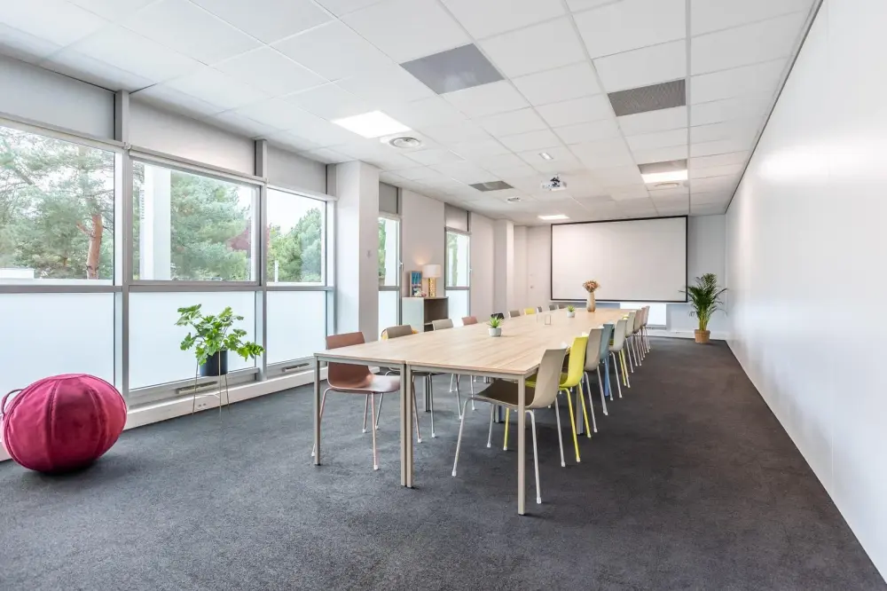 Salle de réunion Vannes - Chantrerie — B'CoWorker Nantes