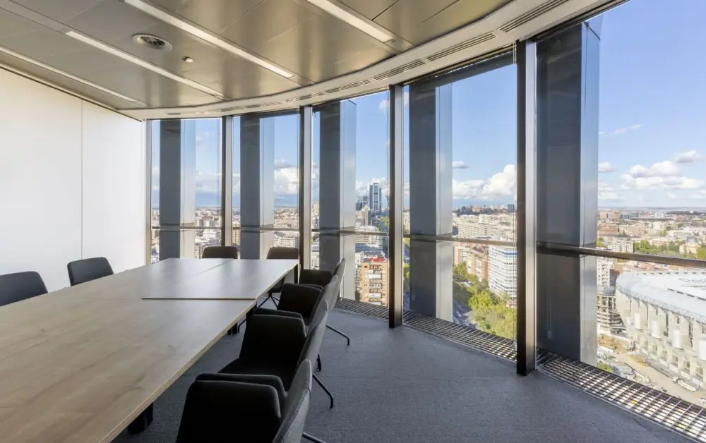 First Workplaces Torre Europa