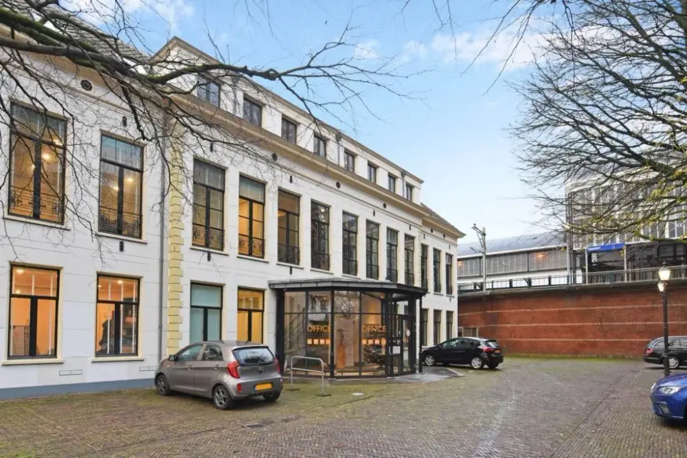 Cobraspen Kennemerplein