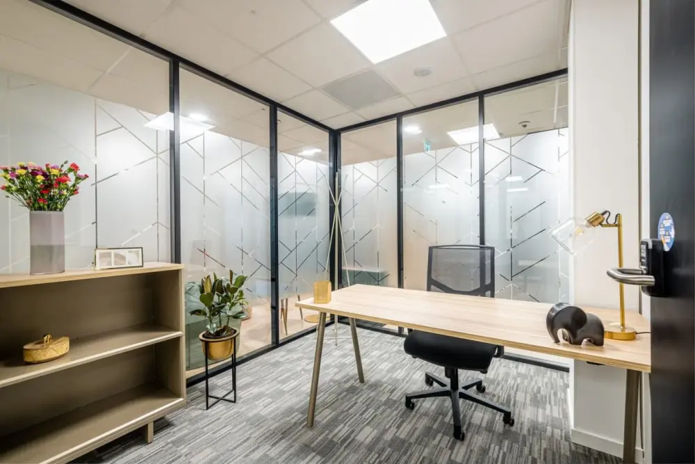 Bureau privatif B12 · B'CoWorker Bruz