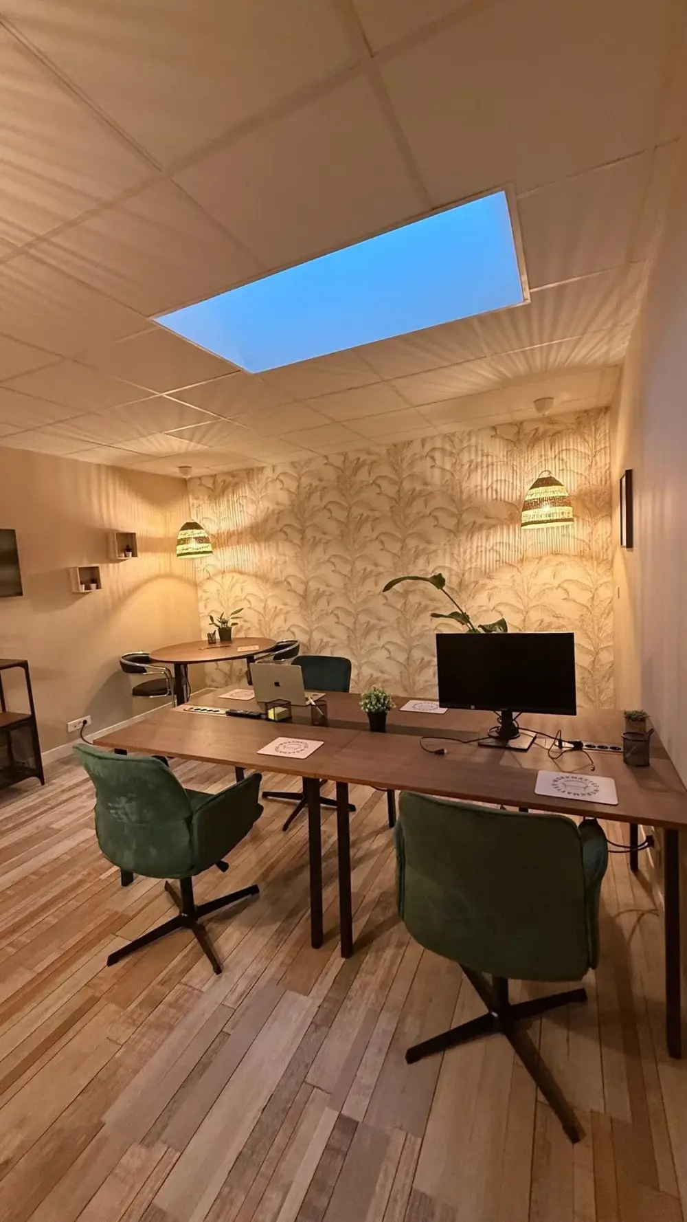 SALLE DE RÉUNION "LE LOFT" · Workmattes La Ciotat