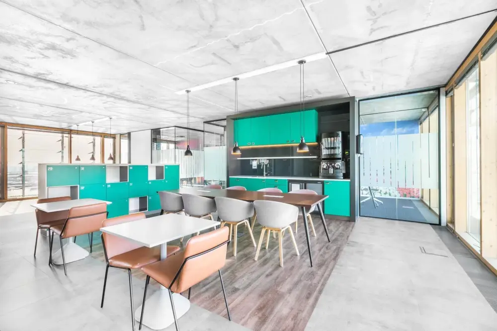 Coworking day pass — Regus MANILA, Marco Polo - Pasig City