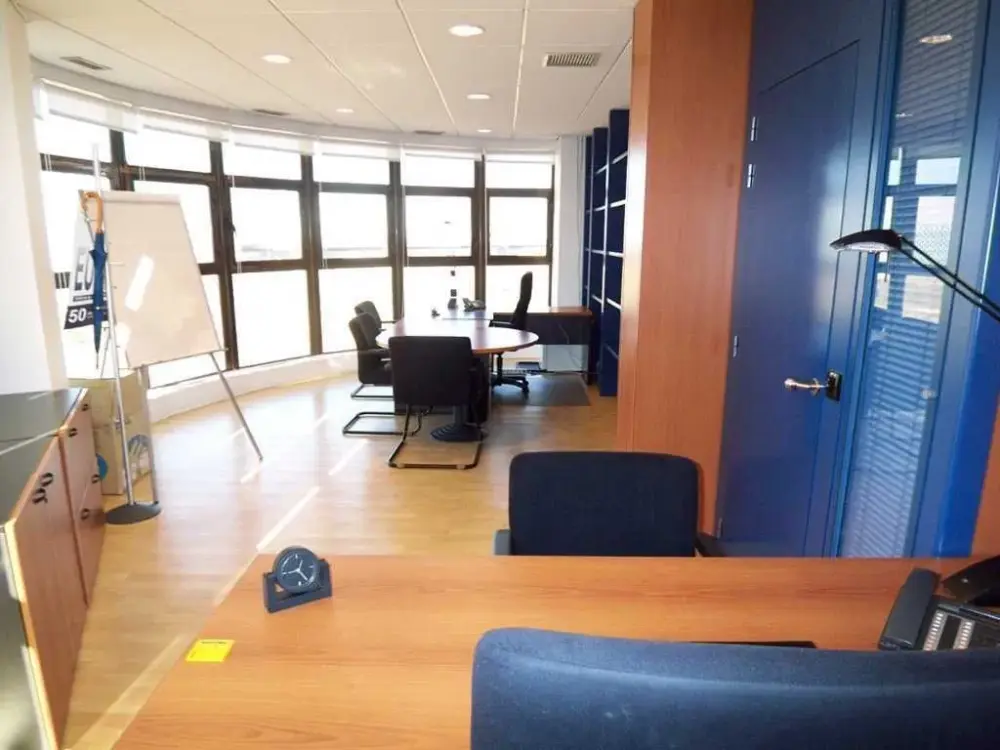 Oficinas Ya Las Tablas