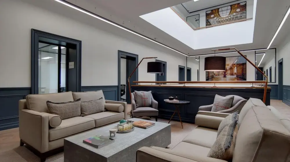 Ikonik Office - 70 Pall Mall