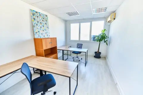 Tagesbüros — L'Équateur, Marignane