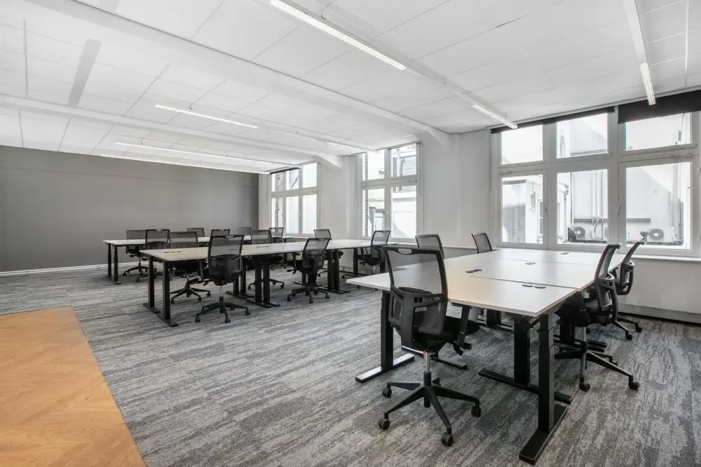 Day office — Regus Mandaluyong, AMA Tower
