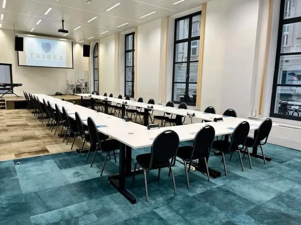 Meeting Room 4 - Golf — Tribes Brussels Central Station