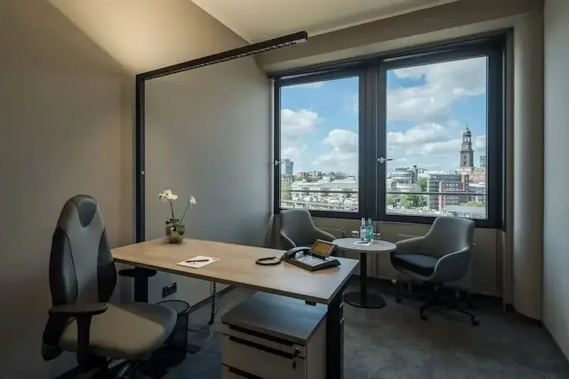 CS Business Center  Am Sandtorkai