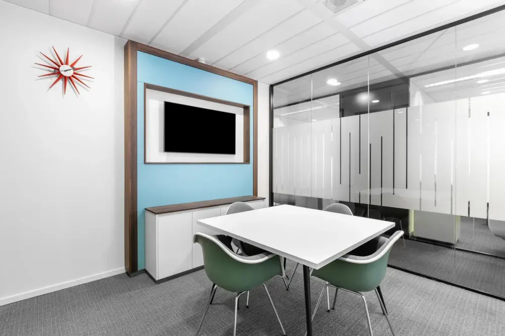 Meeting room Oike — Open Office KYOTO, Kawaramachi Oike (Open Office)