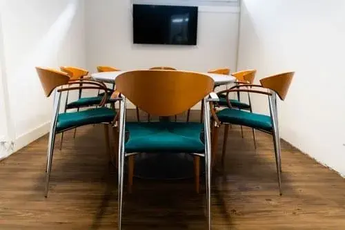 Coworking Space Computer Coach