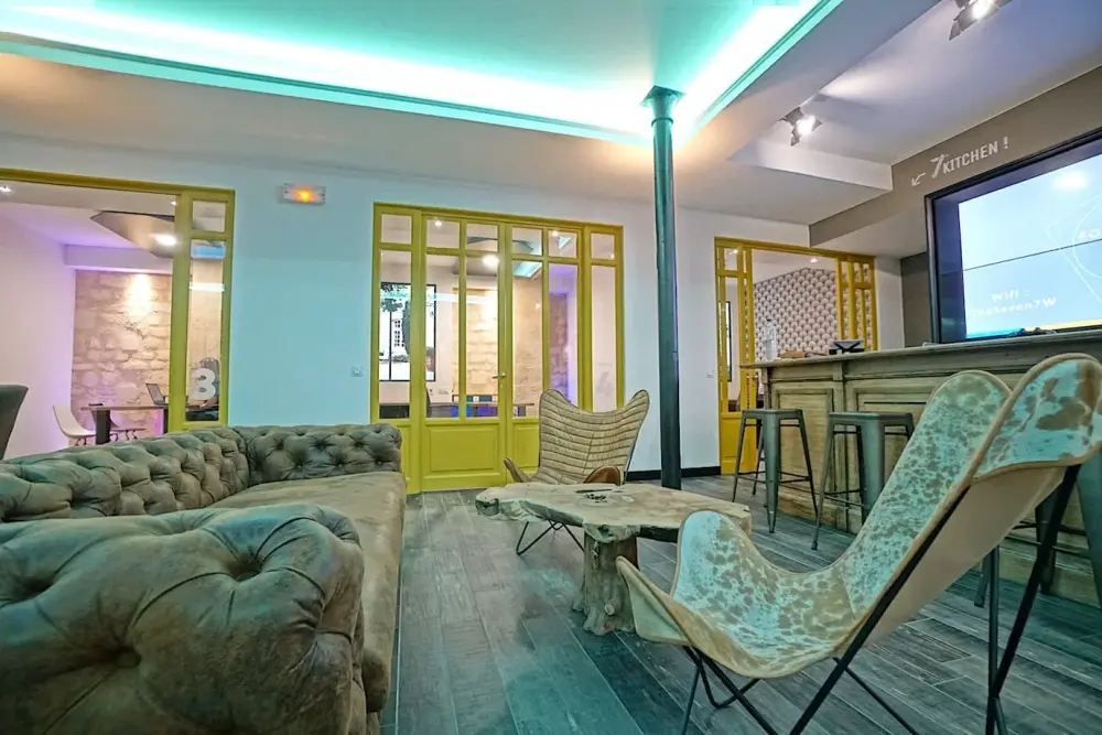 Seven Coworking