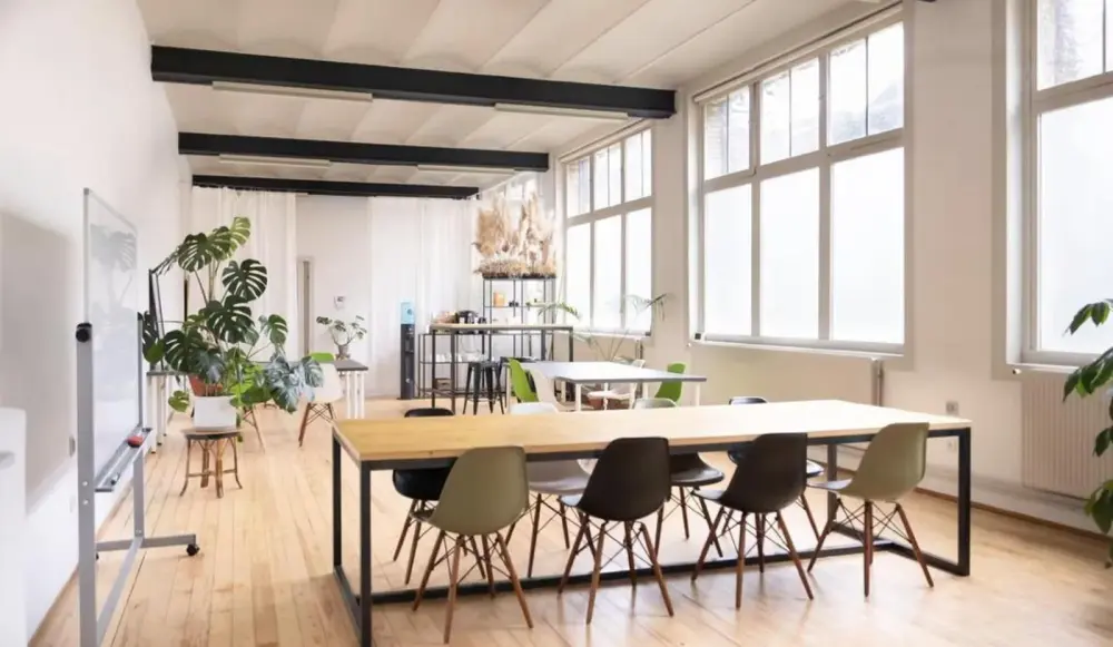 Friday Cowork & Meeting Room