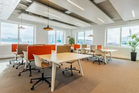 Coworking day pass — Regus Barranquilla, Green Towers, Barranquilla