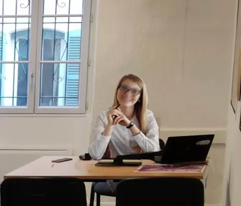 Bureau journée — Le Cercle B, La Garde