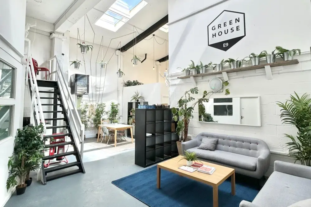 Greenhouse E9