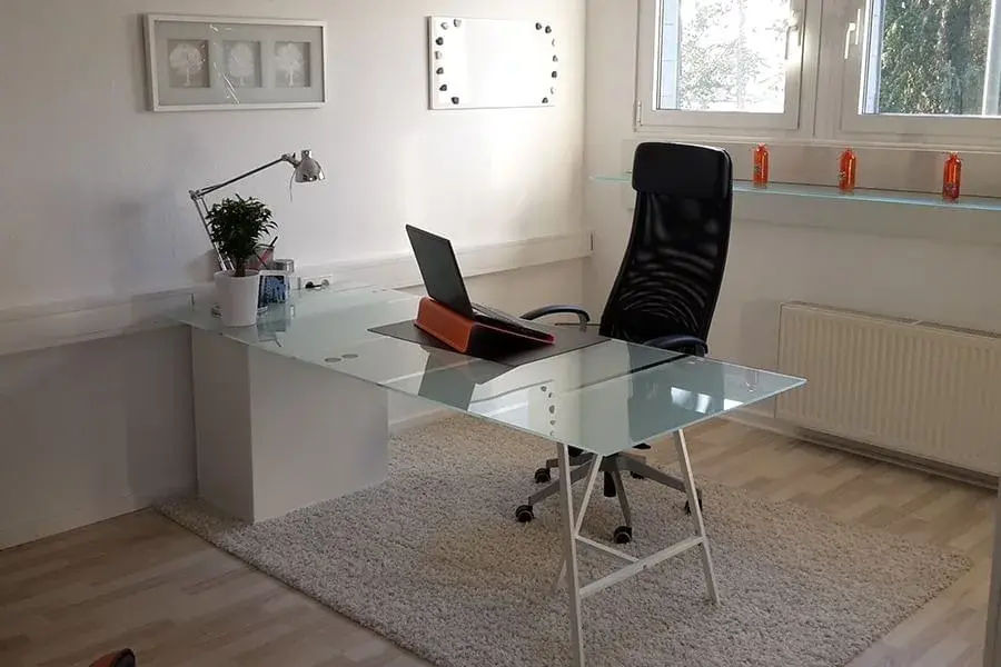 (F)AIRPORT Business Center