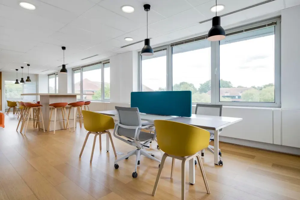 Coworking day pass — Regus MANILA, Gateway Tower - Quezon City