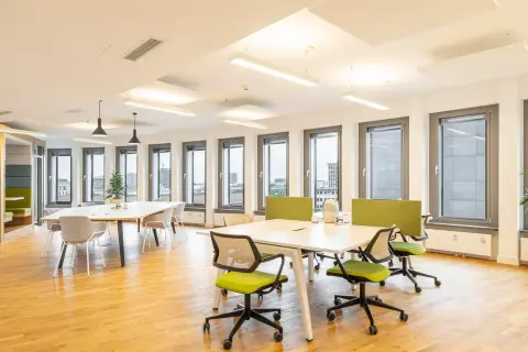 Coworking day pass — Regus KOBE, Kokusai Kaikan, Kobe