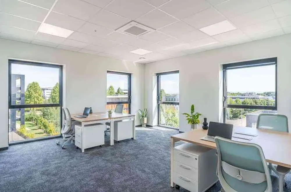 Bureau privatif 4 personnes — Office Station Strasbourg