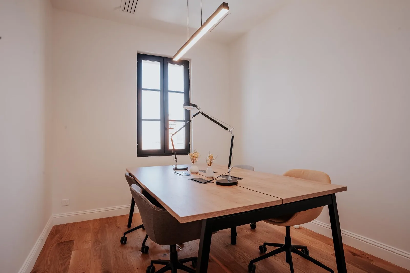 WineHub, Private office, 4 desks, Bordeaux