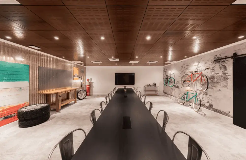 Salle 20 personnes -  Garage — Wojo Saint-Lazare