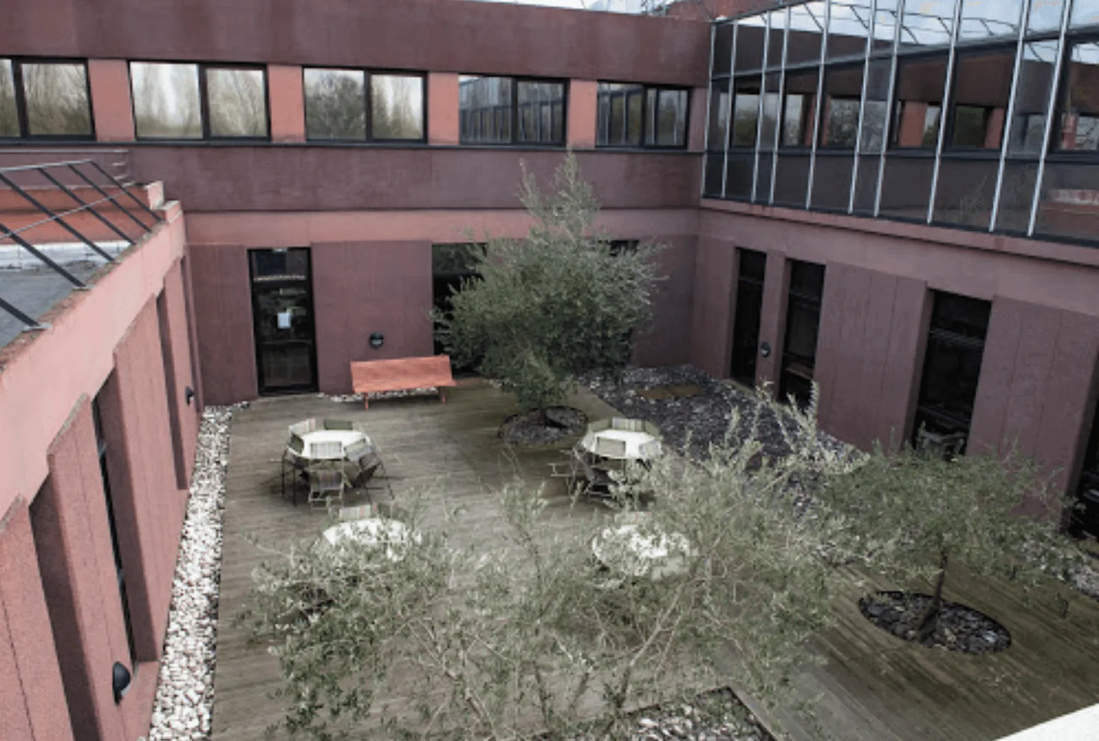 WIPSE Courtaboeuf, Terrasse et espace extérieur, Villebon sur Yvette
