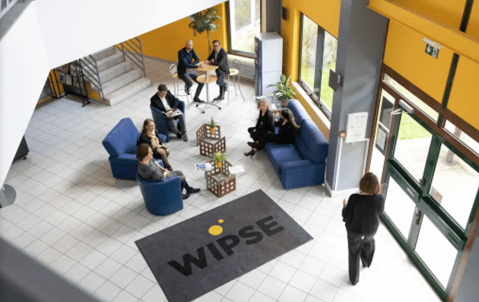 WIPSE Orsay, Reception, Orsay
