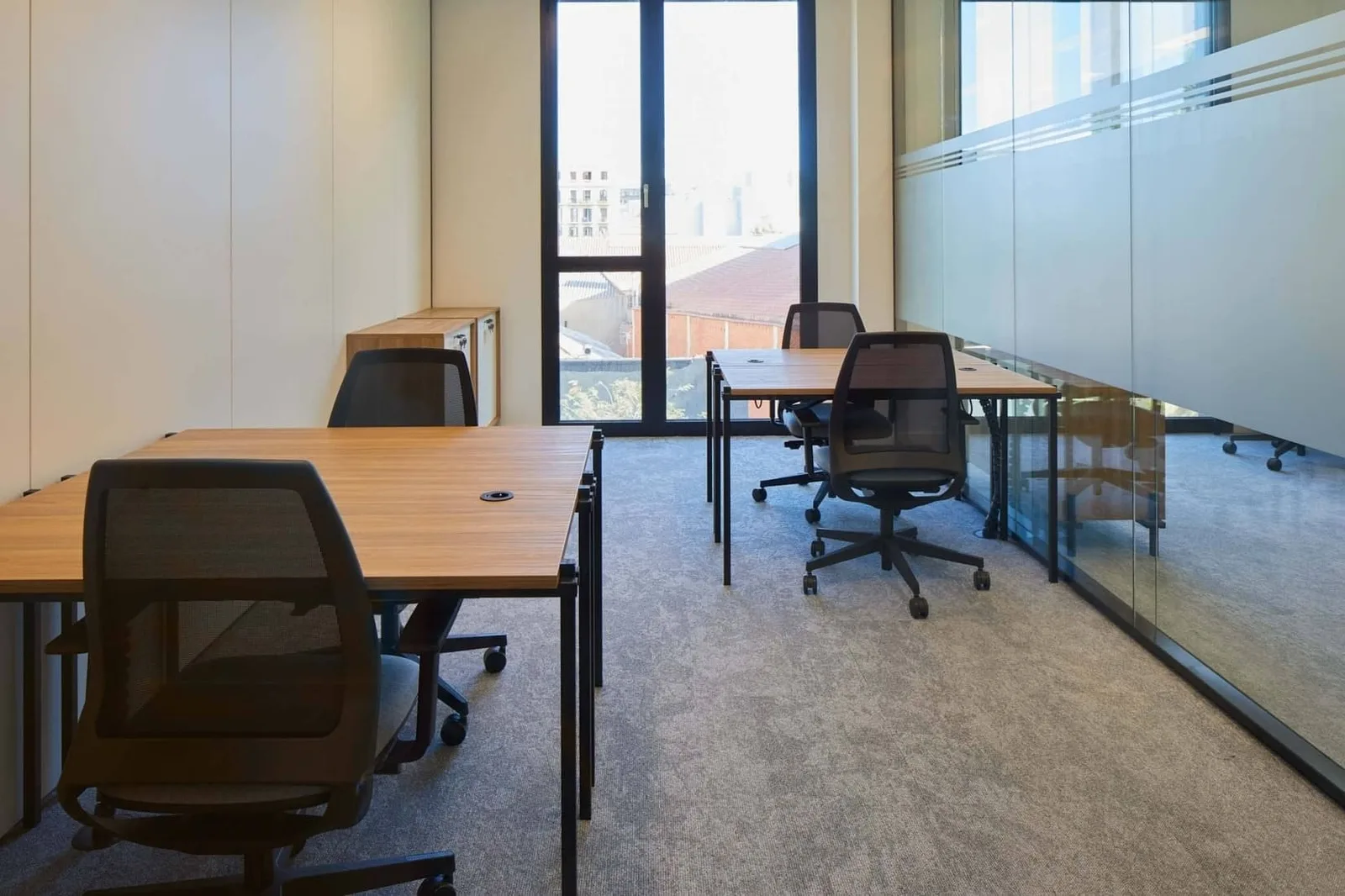 Wojo Barcelona - Poblenou, Despacho privado con 4 puestos, Barcelona