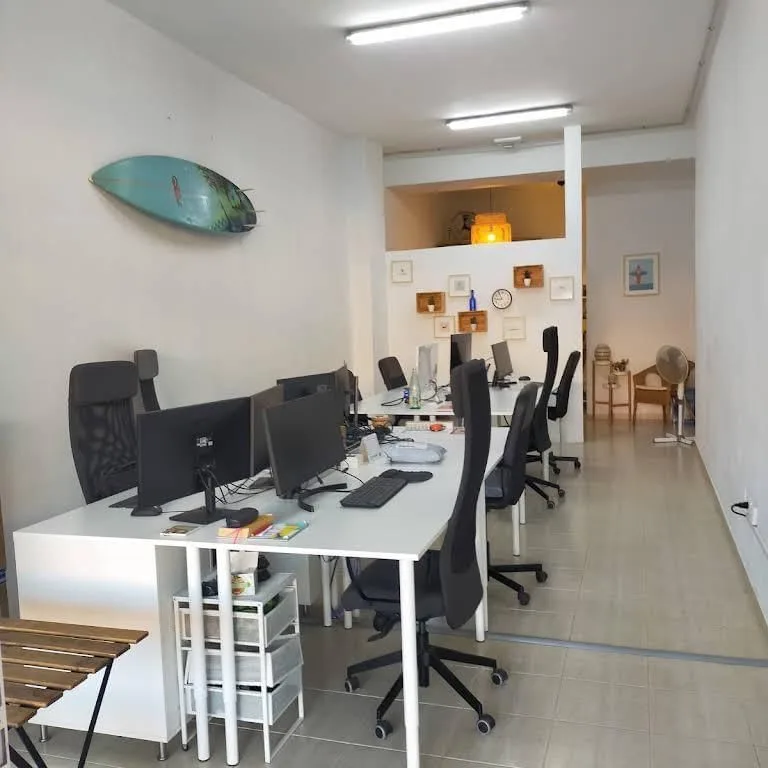 Work 'N Mates, Open-plan office, El Médano