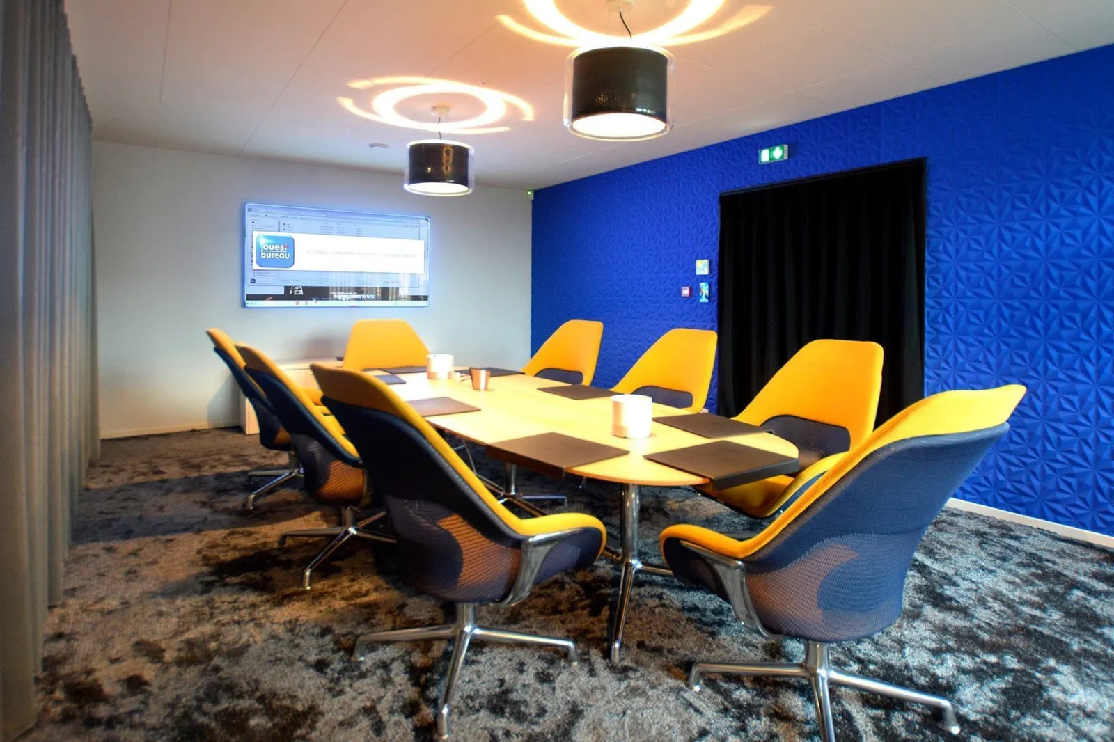 Workhub, Besprechungsraum für 10 Personen, Saint-Herblain