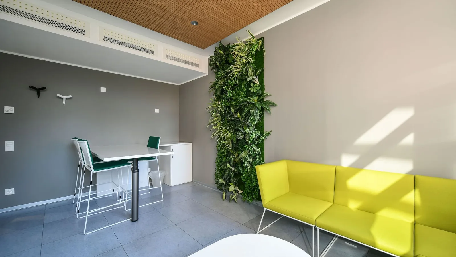Worklick.Space, Lounge, Agno