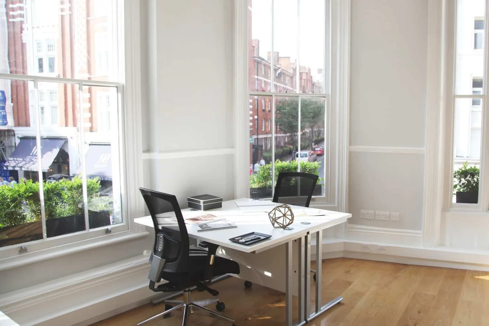 WorkPad Offices - 17 St. Anne's Court W1, Private office, 2 desks, London