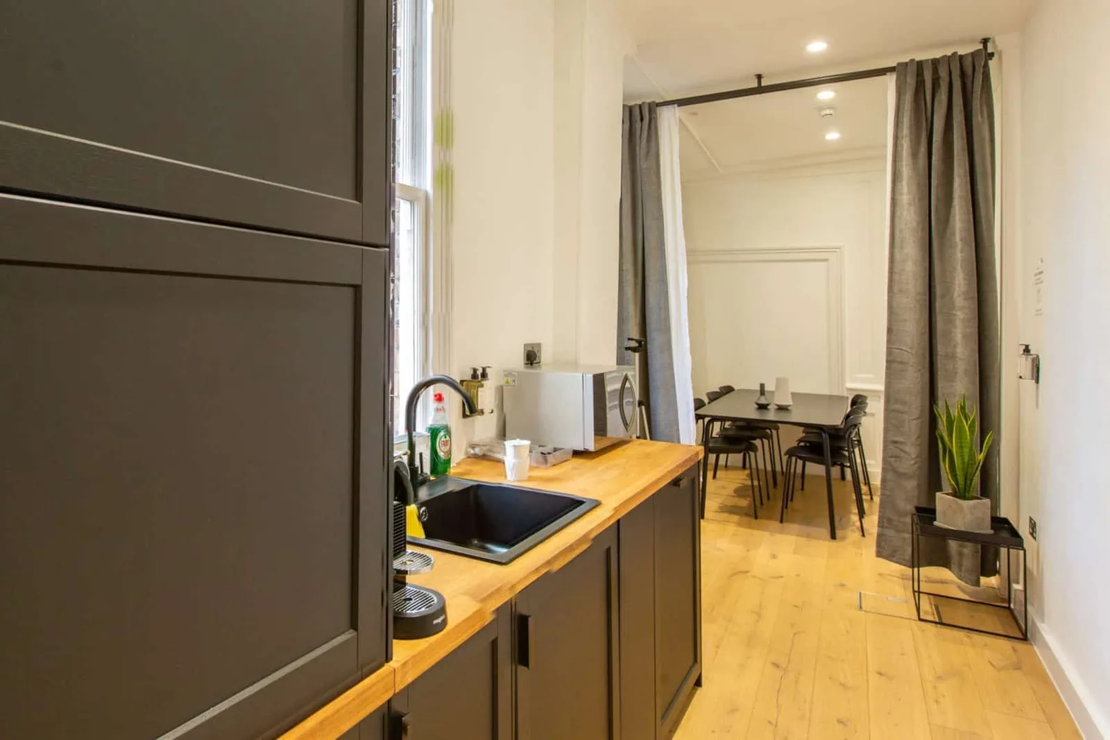 WorkPad Offices - 6-8 Ganton Street, Cuisine, Londres
