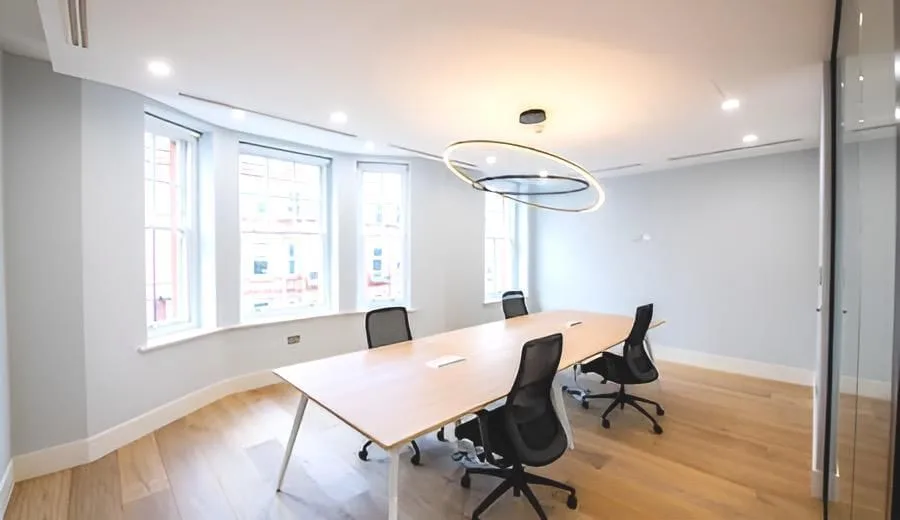 Workplace Plus 115 Park Street, Salle de réunion 5 personnes, Londres