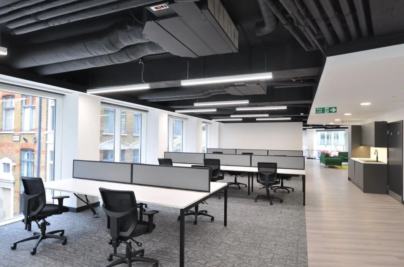 Workplace Plus 55 New Oxford St, Open space, Londres