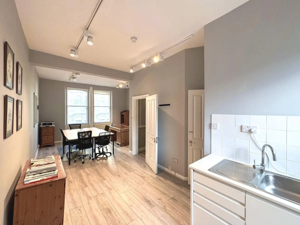 Workplace Plus 91 Mortimer Street, Bureau privatif 5 postes, Londres