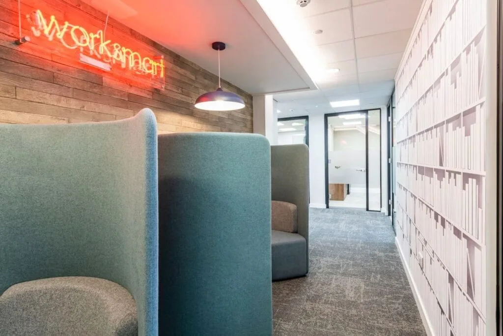 WorkSmart Warrington, Cabine acoustique, Warrington