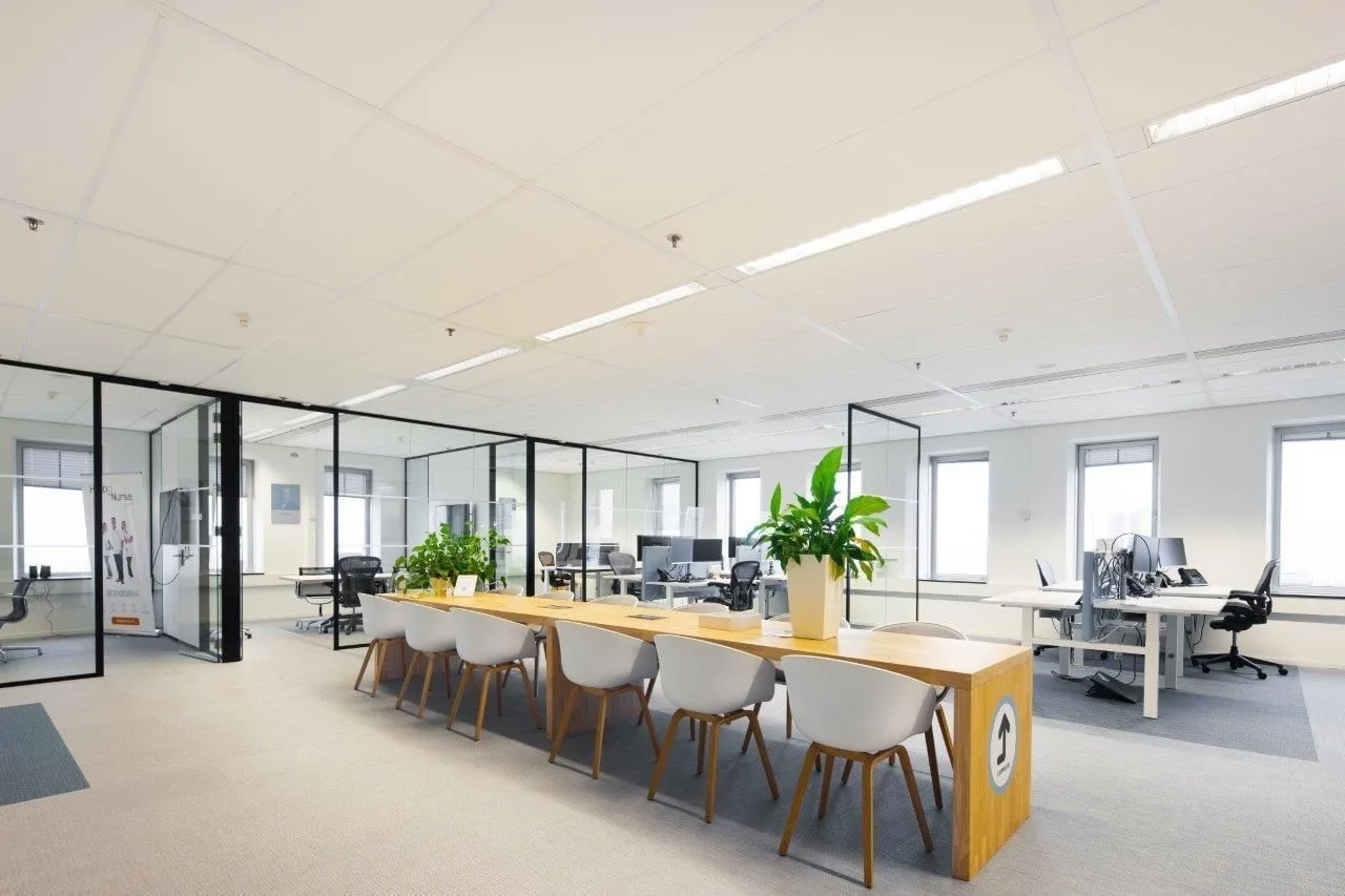 World Trade Center The Hague, Open space, La Haye