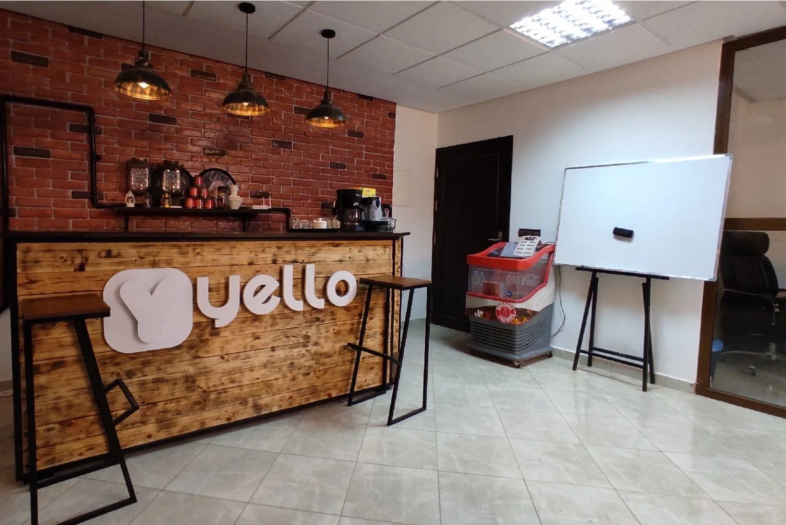 Yello Coworking AlQods، الاستقبال، وجدة