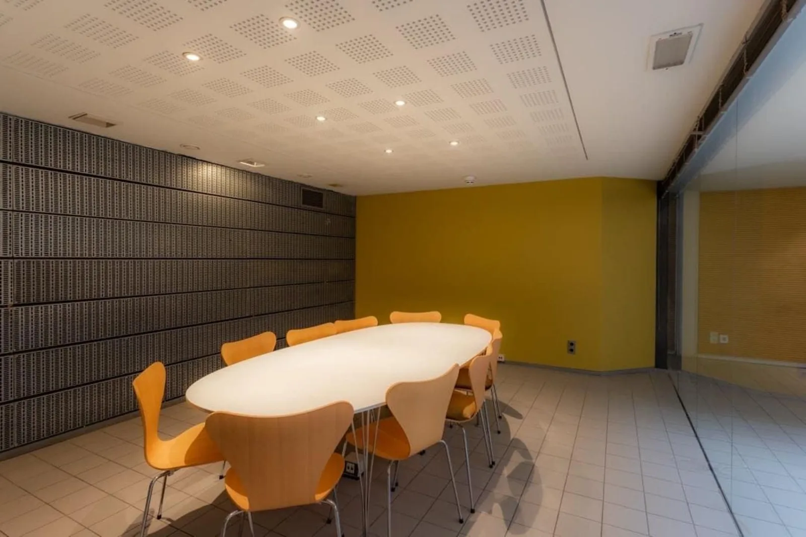 Young Workspaces Kerkstraat, Meeting room for 10 people, Amsterdam