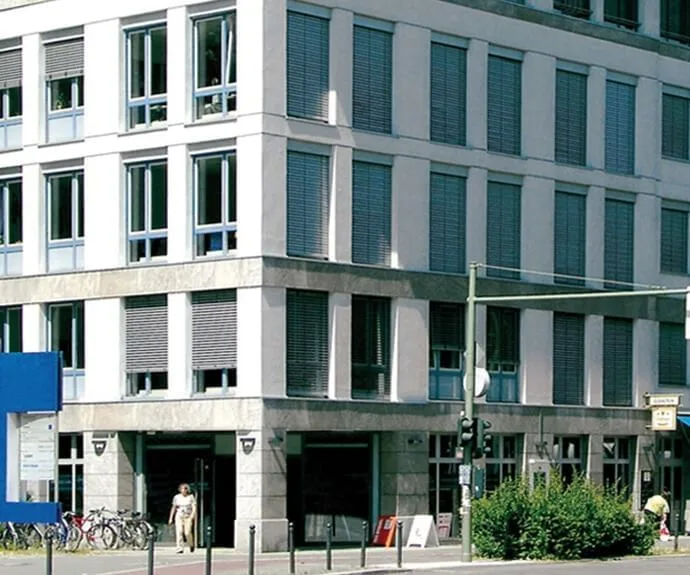 Zieher Business Center Uhlandstraße, Gebäudefassade, Berlin