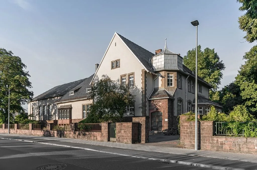Zum Konrad, Gebäudefassade, Karlsruhe